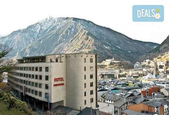 Ранни записвания за екскурзия до Андора през септември! 4 нощувки със закуски и вечери в Hotel Panorama 4*, самолетни билети и трансфери, индивидуална програма от Маджестик Турс! - Снимка 6