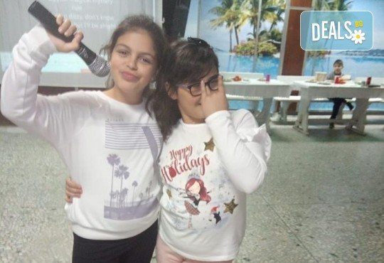 Наем на зала за 2 часа за детски рожден ден с включено караоке парти, дискотека, танци и украса в Център Temporadas! - Снимка 5