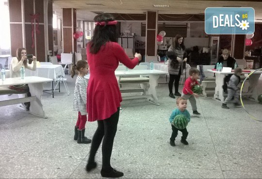 Наем на зала за 2 часа за детски рожден ден с включено караоке парти, дискотека, танци и украса в Център Temporadas! - Снимка 8
