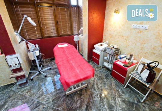 За перфектна визия! Подстригване, полиране с полировчик, арганова терапия и изсушаване в студио за красота Secret Vision! - Снимка 6