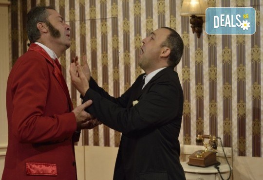 Гледайте шеметния Руслан Мъйнов в невероятната комедия СТАЯ 1313 от Рей Куни, на 29 март от 19:00 ч, Театър Сълза и Смях, 1 билет - Снимка 3