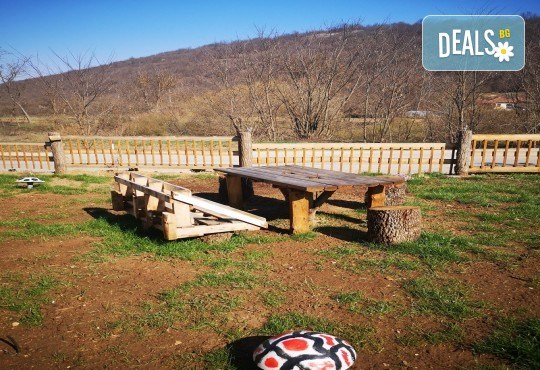 Великден в с. Иново и с.Врътовац, Сърбия, в Стара планина! 2 или 3 нощувки в Етно Къща Анджела или Вила Бояна, закуски и вечери, Великденски обяд, жива музика! - Снимка 8