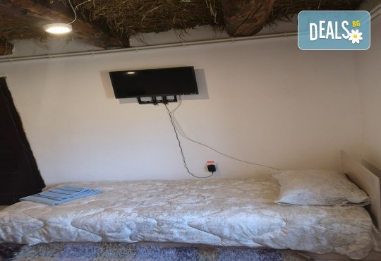 Великден в с. Иново и с.Врътовац, Сърбия, в Стара планина! 2 или 3 нощувки в Етно Къща Анджела или Вила Бояна, закуски и вечери, Великденски обяд, жива музика! - Снимка 10