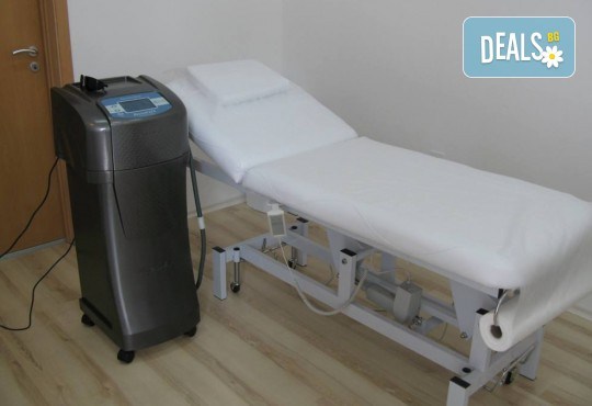 IPL фотоепилация на зона по избор за мъже в салон Орхидея в Центъра - Снимка 3