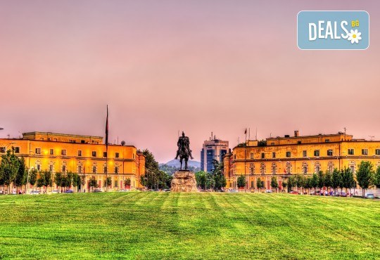 Екскурзия за 24 май до Охрид, Скопие, Тирана и Дуръс! 2 нощувки със закуски, транспорт и екскурзовод от Поход! - Снимка 2