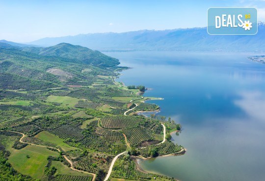 Магията на Северна Гърция! 1 нощувка със закуска в Серес, транспорт, посещение на Драма, ез. Керкини и пещерата Алистрати! - Снимка 2