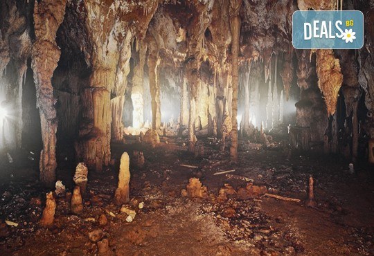 Магията на Северна Гърция! 1 нощувка със закуска в Серес, транспорт, посещение на Драма, ез. Керкини и пещерата Алистрати! - Снимка 4