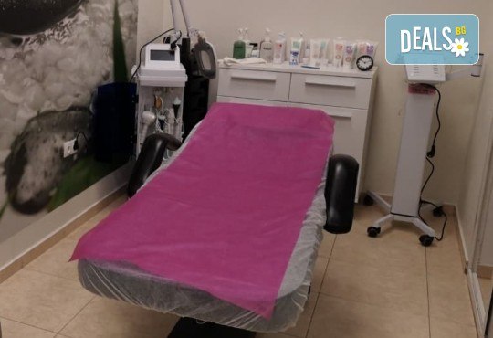 Сатенен допир! Кола маска на цяло тяло в Студио BEAUTY STAR до Mall of Sofia! - Снимка 5