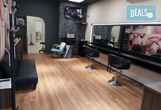 Красива жена! Масаж на лице, хидратираща маска, подхранваща терапия и RF лифтинг в Студио за красота BEAUTY STAR до Mall of Sofia! - Снимка 8