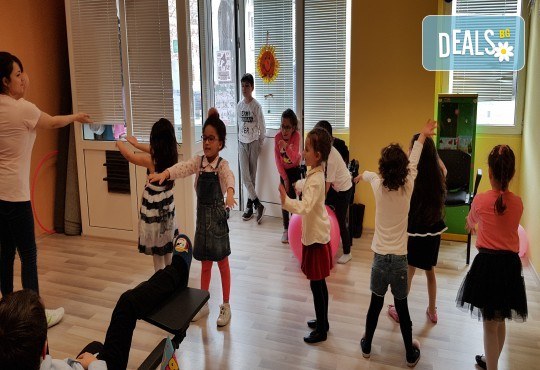 Парти Направи си сам! Над 2 часа детски рожден ден за 15 деца: включена зала, украса, напитки и възможност за лично планиране на партито в Детски център Щастливи деца! - Снимка 17