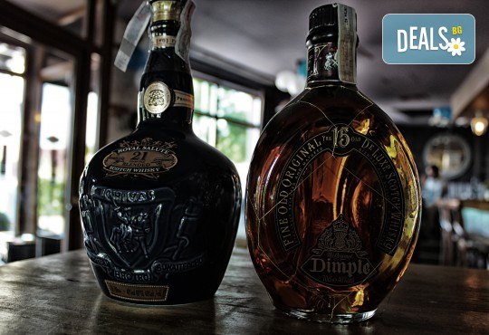 За вас, абитуриенти! Цялостно фото и видео заснемане с неограничен брой кадри, АРТ фотосесия, Full HD видео, GoPro, фото книга и ПОДАРЪЦИ! - Снимка 22