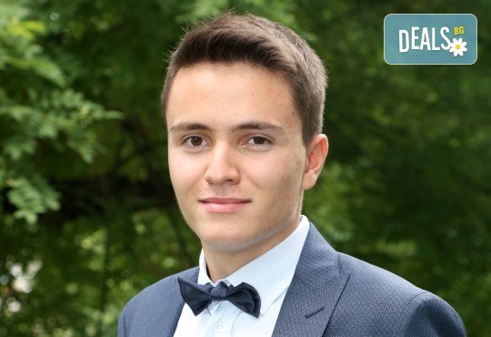 За вас, абитуриенти! Цялостно фото и видео заснемане с неограничен брой кадри, АРТ фотосесия, Full HD видео, GoPro, фото книга и ПОДАРЪЦИ! - Снимка 20