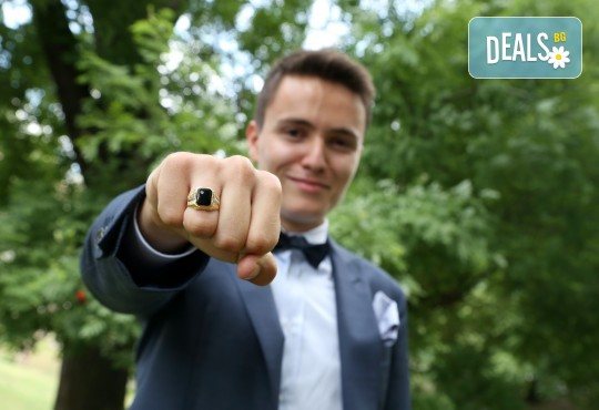 За вас, абитуриенти! Цялостно фото и видео заснемане с неограничен брой кадри, АРТ фотосесия, Full HD видео, GoPro, фото книга и ПОДАРЪЦИ! - Снимка 19