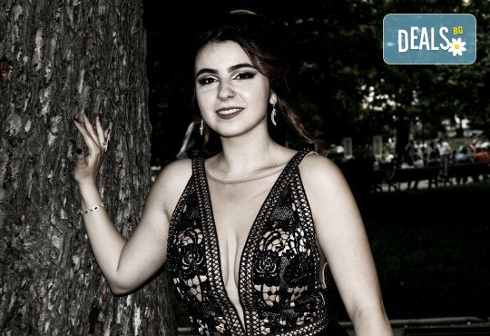 За вас, абитуриенти! Цялостно фото и видео заснемане с неограничен брой кадри, АРТ фотосесия, Full HD видео, GoPro, фото книга и ПОДАРЪЦИ! - Снимка 6