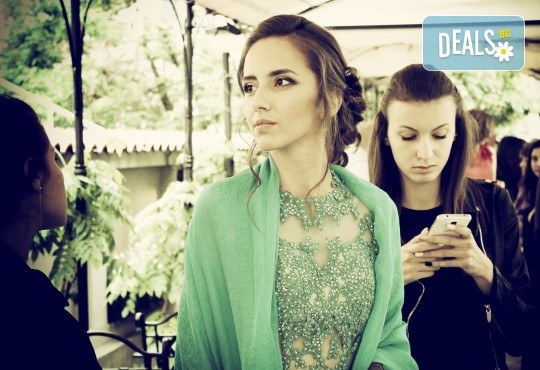 За вас, абитуриенти! Цялостно фото и видео заснемане с неограничен брой кадри, АРТ фотосесия, Full HD видео, GoPro, фото книга и ПОДАРЪЦИ! - Снимка 13