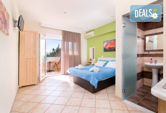 Специални цени за почивка на о. Тасос за юни или период по избор с ТА Солвекс! 7 нощувки със закуски и вечери в Christos Studios 2*, Лименария, транспорт - Снимка 3