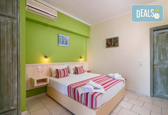 Специални цени за почивка на о. Тасос за юни или период по избор с ТА Солвекс! 7 нощувки със закуски и вечери в Christos Studios 2*, Лименария, транспорт - Снимка 4