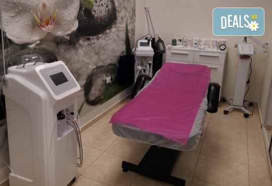 Сияйно лице! Мезо фон дю тен терапия в Студио за красота Beauty Star до Mall of Sofia! - Снимка 6