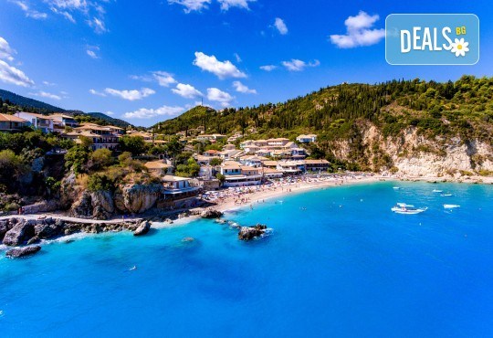 Екскурзия през юни или юли до приказния остров Лефкада, Гърция: 3 нощувки със закуски, транспорт и фотопауза на плажа Агиос Йоаннис с вятърните мелници! - Снимка 7