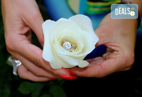 Фото и видео заснемане на сватбено тържество, промо пакет: цялостно фотозаснемане, видеозаснемане, фотосесия, ефектни кадри с камера GoPro, видеоклип и подарък - Снимка 19