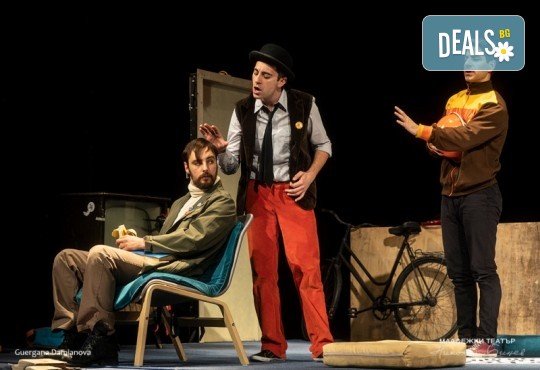 От сценариста на Коса! Гледайте Лунните деца на 28.05. от 19ч. в Младежки театър, билет за един! - Снимка 4