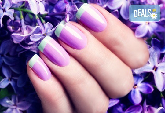 Ноктопластика чрез изграждане с гел, маникюр с гел лак и декорация по избор в козметично студио Ма Бел! - Снимка 2