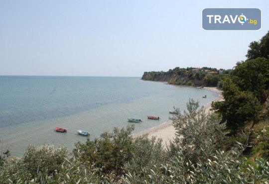 На плаж и риболов в Гърция! 2 нощувки със закуски в Camping Agiannis, транспорт и водач от Валента ВИП Травел! - Снимка 10
