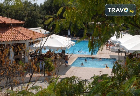 На плаж и риболов в Гърция! 2 нощувки със закуски в Camping Agiannis, транспорт и водач от Валента ВИП Травел! - Снимка 5