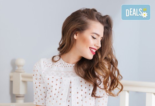 Боядисване на корени с италианска боя с кератин, маска и прическа със сешоар в Студио за красота BEAUTY STAR до Mall of Sofia! - Снимка 1
