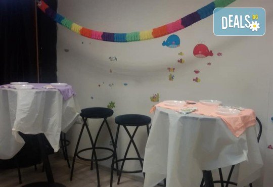 Детски рожден ден в Детски център Приказен свят на супер цена! Зала за деца, зала за възрастни, напитки, пица, украса и аниматор или DJ! - Снимка 14