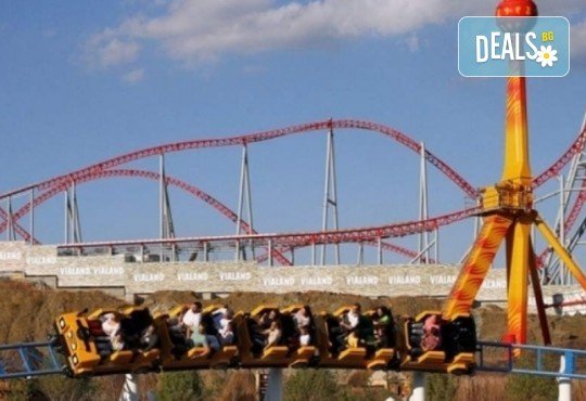 За Деня на детето - в Истанбул и мега парк Виаленд, с Караджъ Турс! 2 нощувки със закуски, транспорт, посещение на Виаленд и Миниатюрк! - Снимка 4