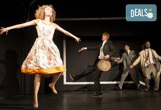 На 23-ти май (четвъртък) гледайте комедията на Теди Москов Аз обичам, ти обичаш, тя обича в Малък градски театър Зад канала! - Снимка 4