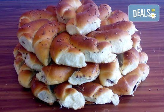 Един или два килограма домашни козуначени кифлички с шоколад или мармалад от Работилница за вкусотии Рави - Снимка 1