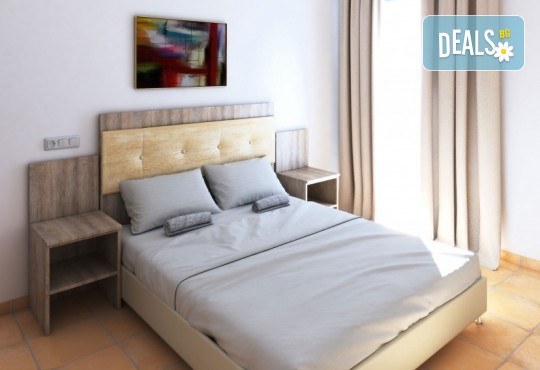 Лятна почивка на Халкидики в период по избор с ТА Солвекс! 7 нощувки със закуски и вечери в Simotel Ermis 3*, Ханиоти, Касандра, транспорт и водач! - Снимка 3