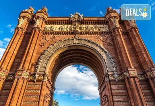 Екскурзия до прелестната Барселона през лятото! 3 нощувки със закуски, самолетен билет с включени летищни такси, транспорт с автобус и водач от Дари Травел! - Снимка 8