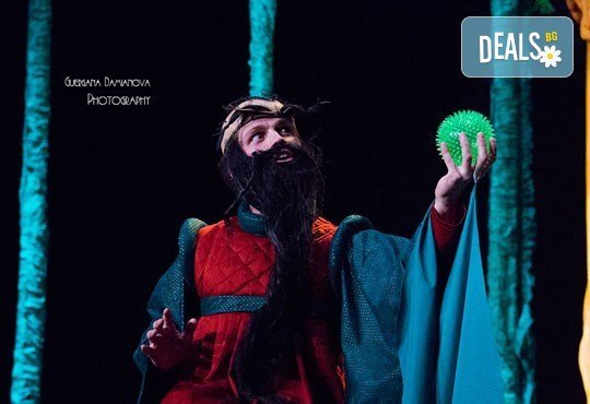 Смях с децата! Гледайте Приказка за Рицаря без кон на 01.06. от 16:30ч. в Младежки театър, 1 билет! - Снимка 6