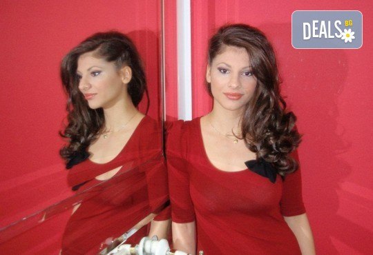 Страхотна визия! Професионален грим и прическа по избор в салон за красота Коса и Грим! - Снимка 6