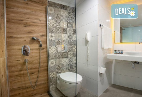 Почивка в края на септември в Кушадасъ, Турция! 7 нощувки на база Ultra All Inclusive в хотел LE BLEU 5*, възможност за транспорт - Снимка 8