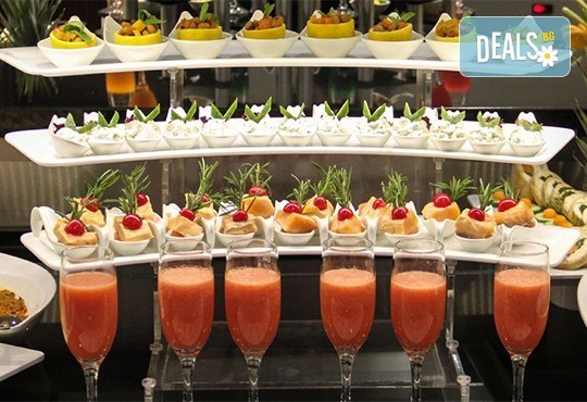 Почивка в края на септември в Кушадасъ, Турция! 7 нощувки на база Ultra All Inclusive в хотел LE BLEU 5*, възможност за транспорт - Снимка 11