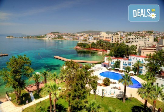Почивка в края на септември в Кушадасъ, Турция! 7 нощувки на база Ultra All Inclusive в хотел LE BLEU 5*, възможност за транспорт - Снимка 2