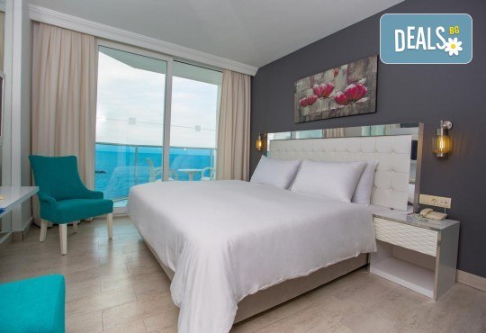 Почивка в края на септември в Кушадасъ, Турция! 7 нощувки на база Ultra All Inclusive в хотел LE BLEU 5*, възможност за транспорт - Снимка 7