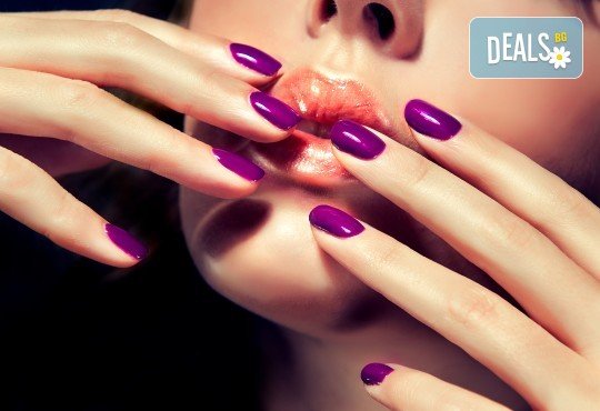Перфектен маникюр за 14 дни! Цветен маникюр с гел лак BlueSky и CND с включено сваляне на гел лак в Салон Miss Beauty! - Снимка 2