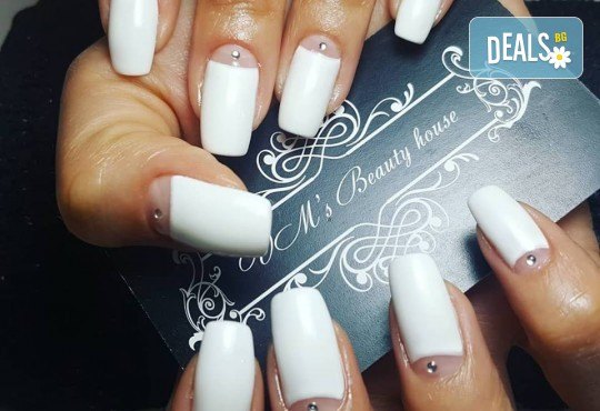 Красиви цветове върху ноктите! Маникюр с гел лак, сваляне на стар гел лак и 4бр. ръчно рисувани декорации във VM's Beauty House! - Снимка 5