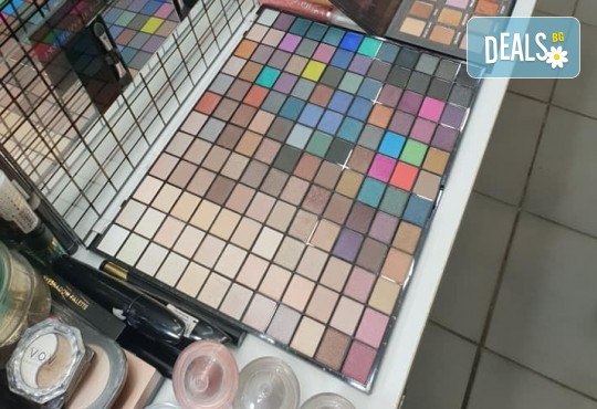 Изискана визия с дневен или вечерен грим със или без поставяне на мигли от Makeup by MM! - Снимка 11