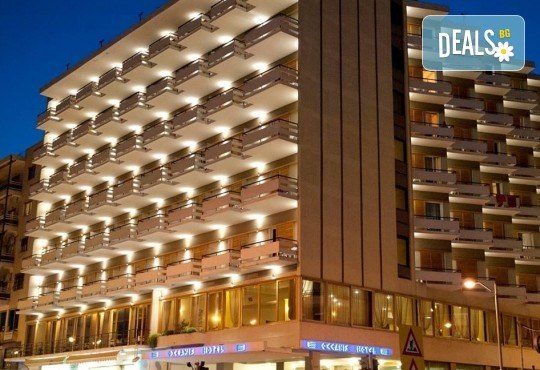 На плаж в Кавала, Амолофи Бийч и Неа Ираклица, Северна Гърция! 1 нощувка със закуска в Hotel Oceanis 3* в Кавала, транспорт и обиколка в Кавала - Снимка 5