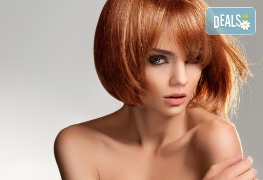 Професионално подстригване, масажно измиване и терапия според типа коса по избор, ултразвук и подсушаване в Женско царство в Центъра или Студентски град - Снимка 1