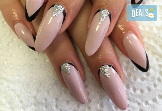Дълготраен маникюр с гел лак Bluesky, 2 декорации и премахване на стар гел лак в New faces beauty studio! - Снимка 5