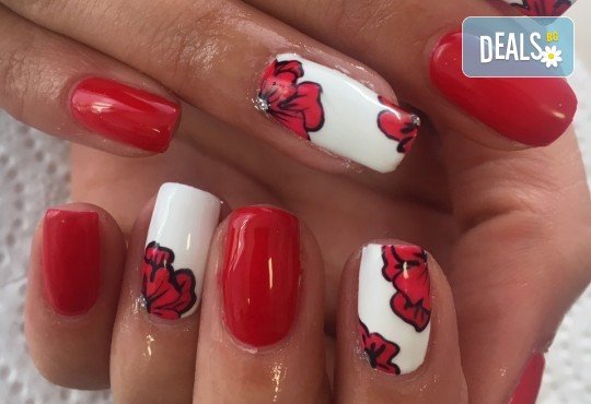 Дълготраен маникюр с гел лак Bluesky, 2 декорации и премахване на стар гел лак в New faces beauty studio! - Снимка 12