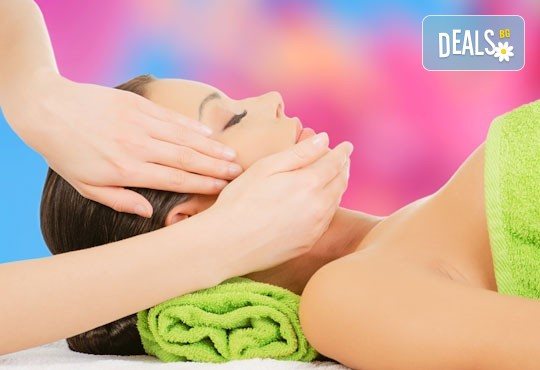 60-минутен био масаж на лице, шия и деколте + хидратираща билкова терапия в Центрове Енигма! - Снимка 4