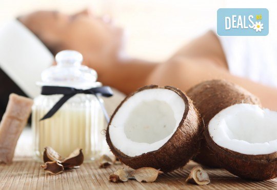 80-минутна СПА терапия Баунти! Пилинг с шоколад на цяло тяло и релаксиращ масаж на цяло тяло с био кокосово масло в SPA център Senses Massage & Recreation! - Снимка 1
